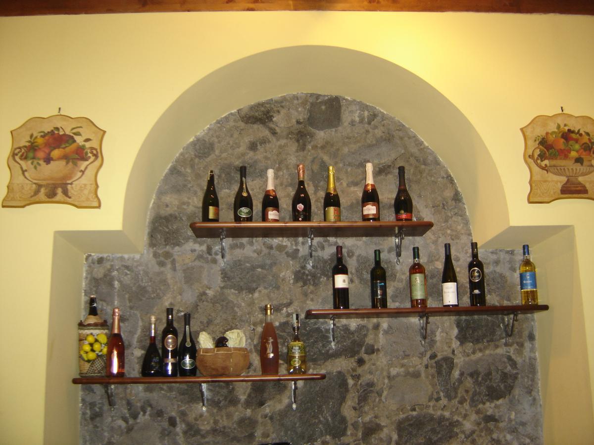 Ai Vecchi Crateri Vendégház SantʼAlfio Kültér fotó